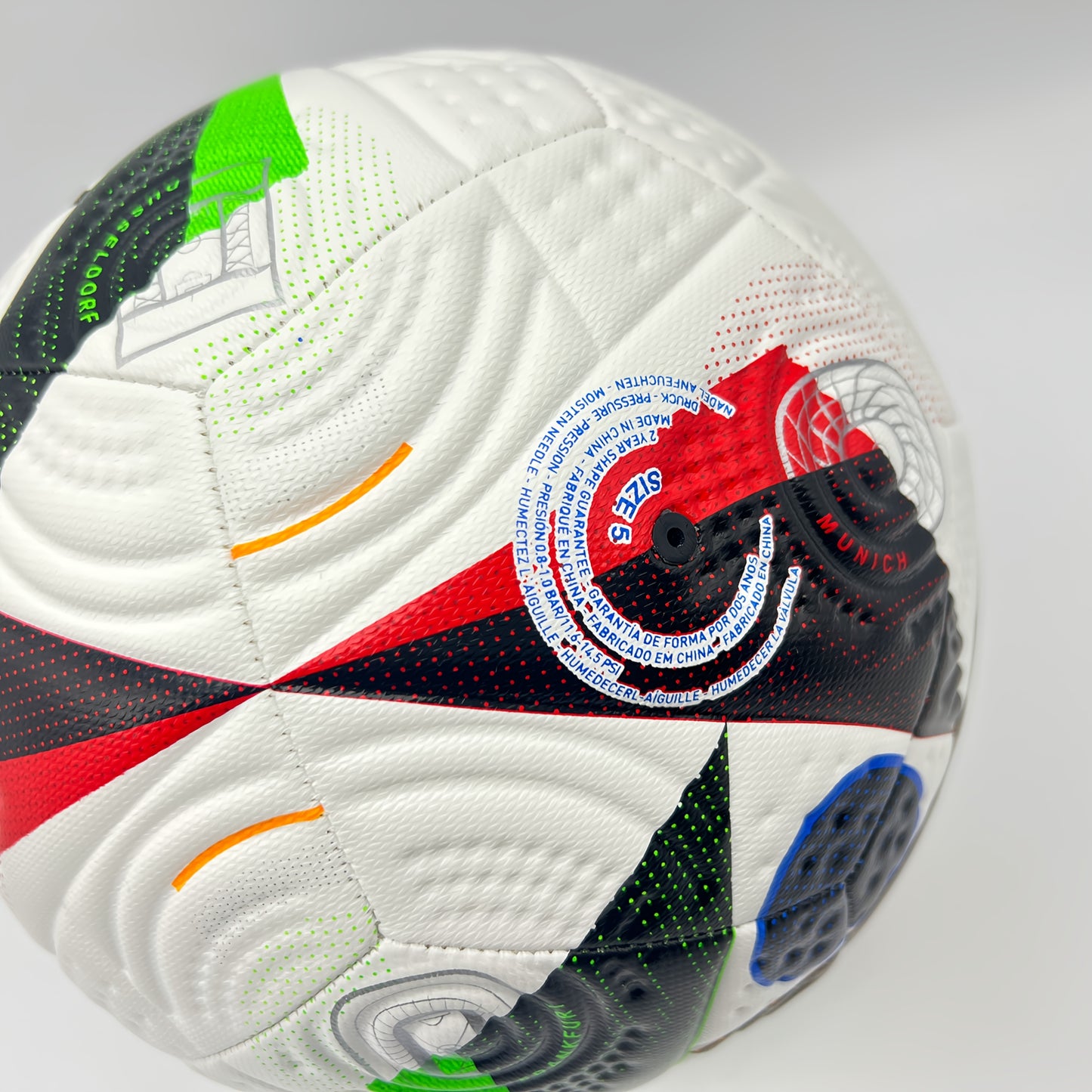 Voetbal maat 5 Wit/Rood/Zwart